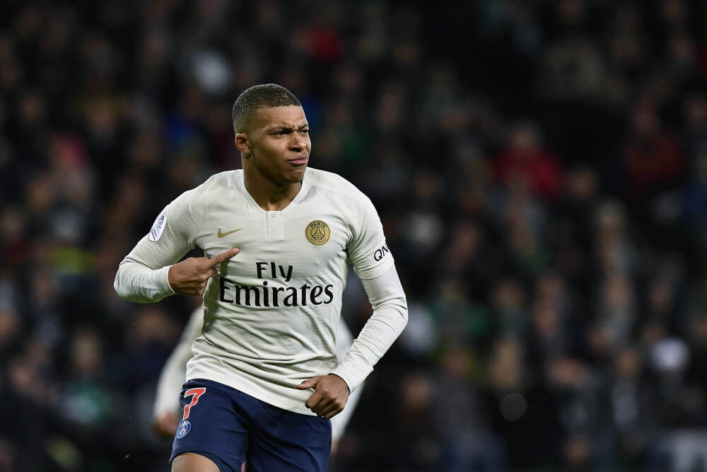 大和：看好AI与自动化相关标的 首选潍柴动力(02338)